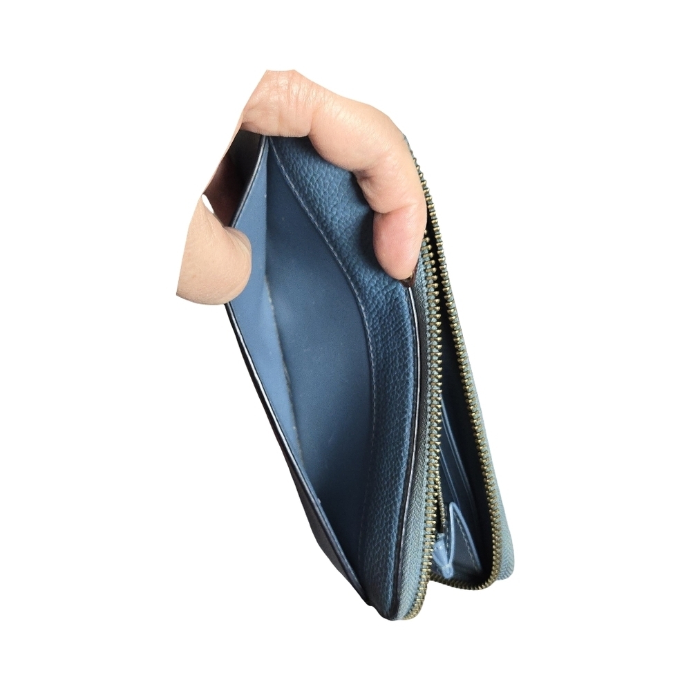 Coach Sky Blue Leather Wallet - Picture 5 of 5